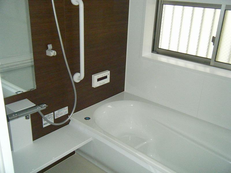Bathroom. Indoor (12 May 2013) Shooting Building A