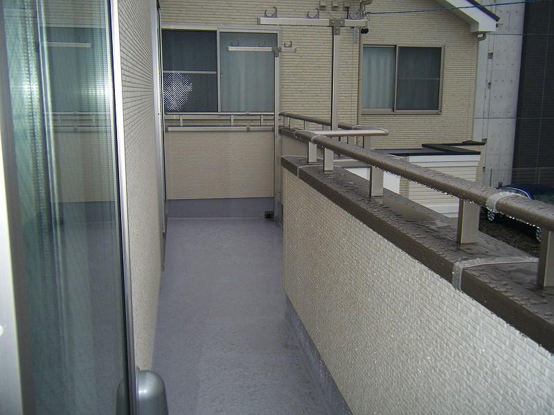 Balcony. Indoor (12 May 2013) Shooting Building A