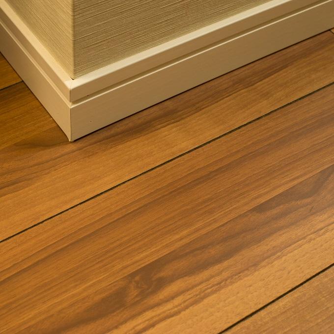 Other Equipment. We fully adopt the strongly durable flooring to scratch.