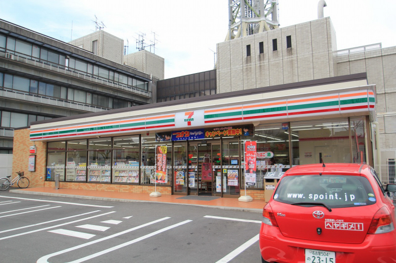 Convenience store. 440m to Seven-Eleven (convenience store)