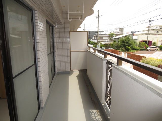 Balcony. It is a veranda.