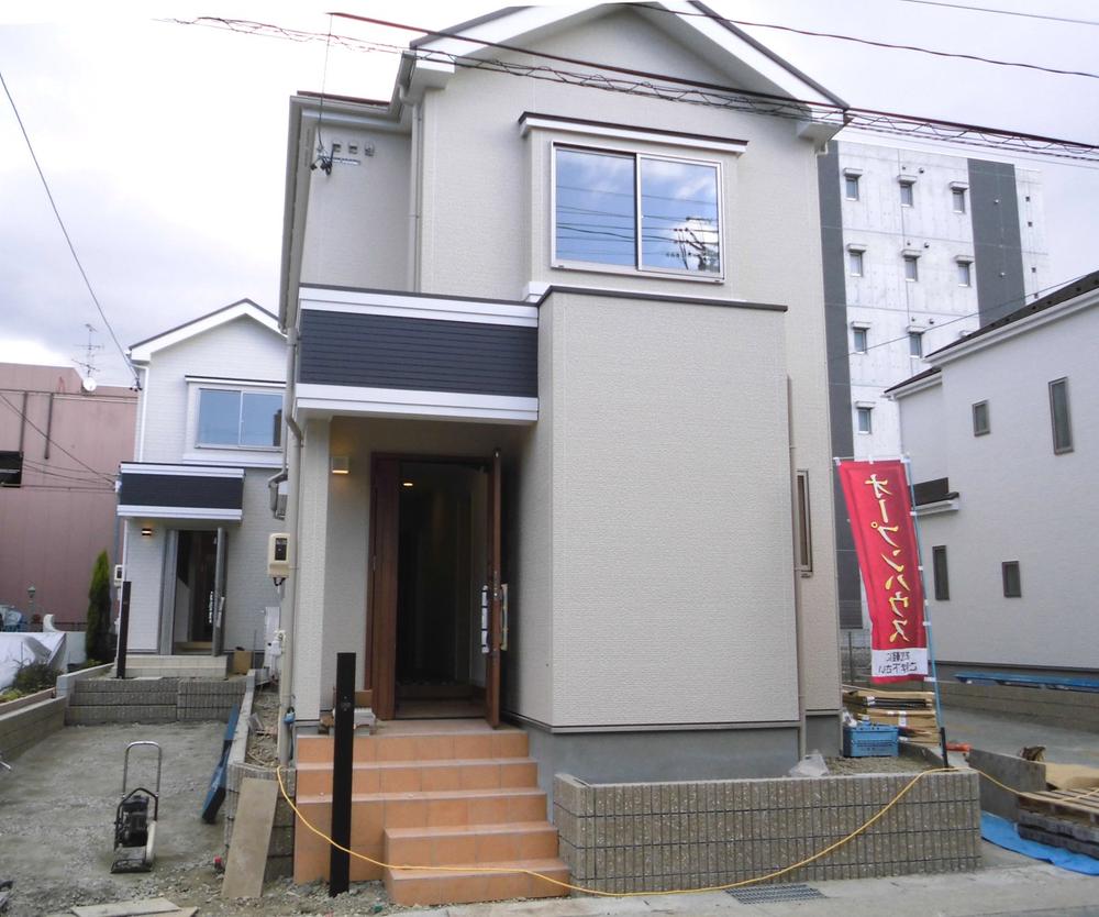 Local appearance photo. A Building (December 2013) Shooting