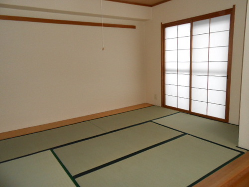 Living and room. Japanese-style room about 6.0 tatami