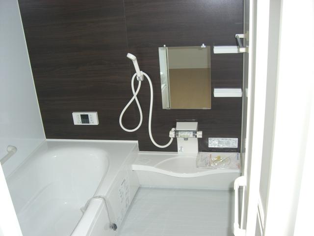 Same specifications photo (bathroom). Same specifications It might differ from the actual. 