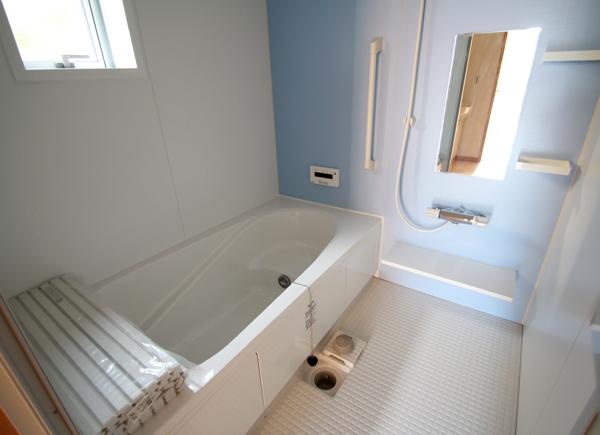 Bathroom. Local Building 3 2013 early November shooting