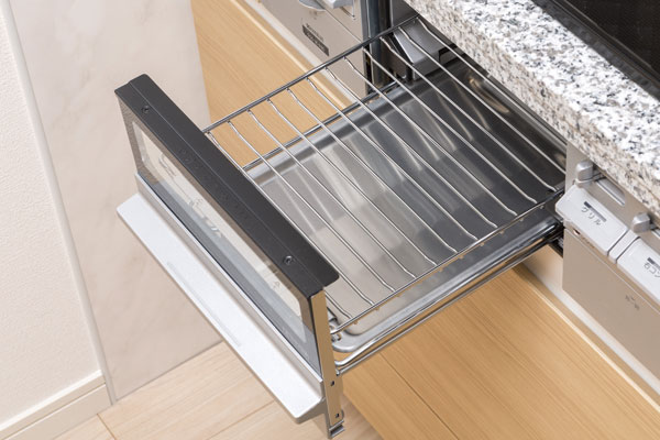 Kitchen.  [Mizunashi both sides grill] Without water, Installed at once cook both sides grill up and down. A short period of time efficiently baked, It is with a timer that can control the time to match the cuisine (same specifications)