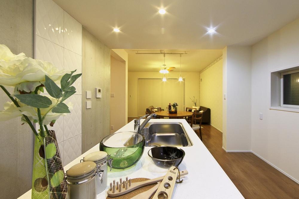 Building A Living living and kitchen led, A feeling of freedom LDK. By spotlight, More design is UP. . Building A Living