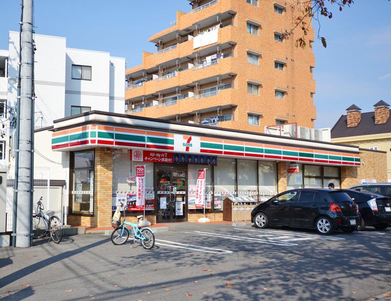 Convenience store. 49m until the Seven-Eleven Nagoya fujisato shop