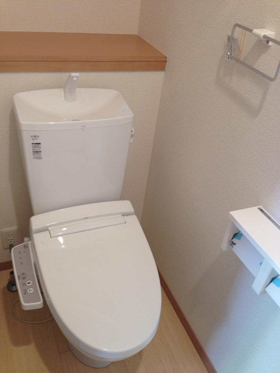 Toilet. 1 Building ☆ Toilet (2013.11.24) Shooting