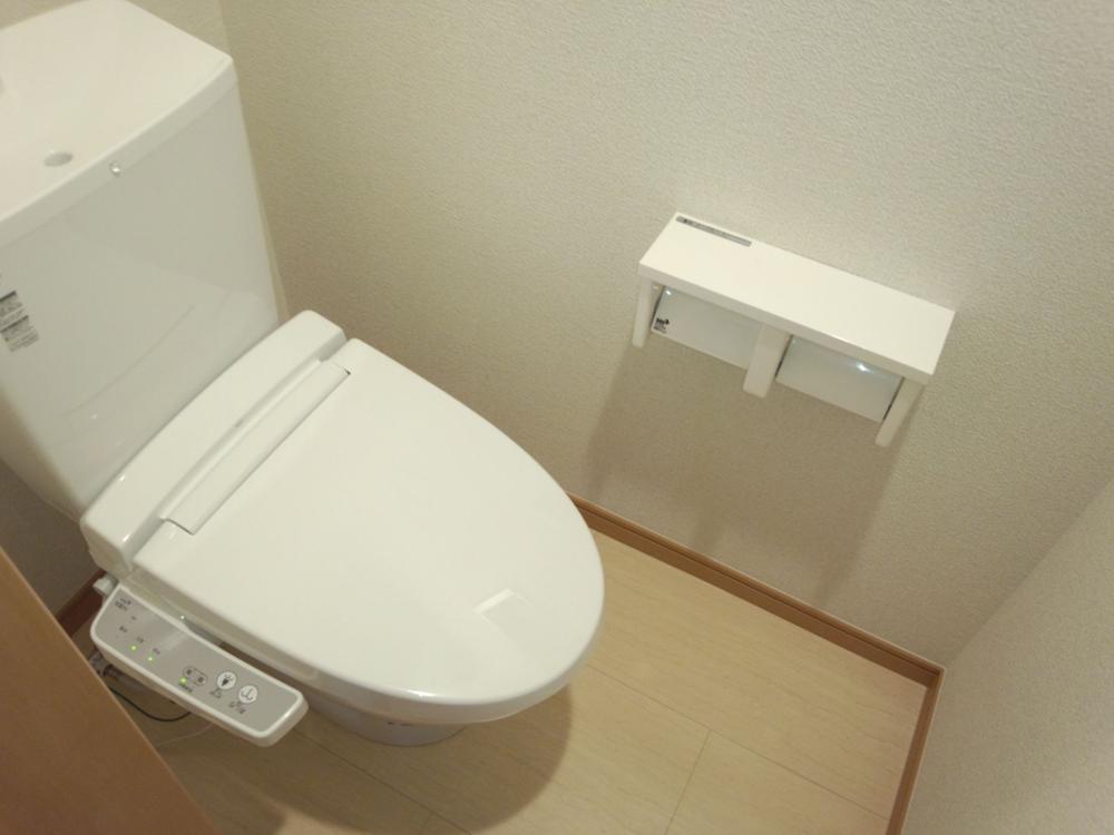 Toilet. First and second floors Washlet toilet!