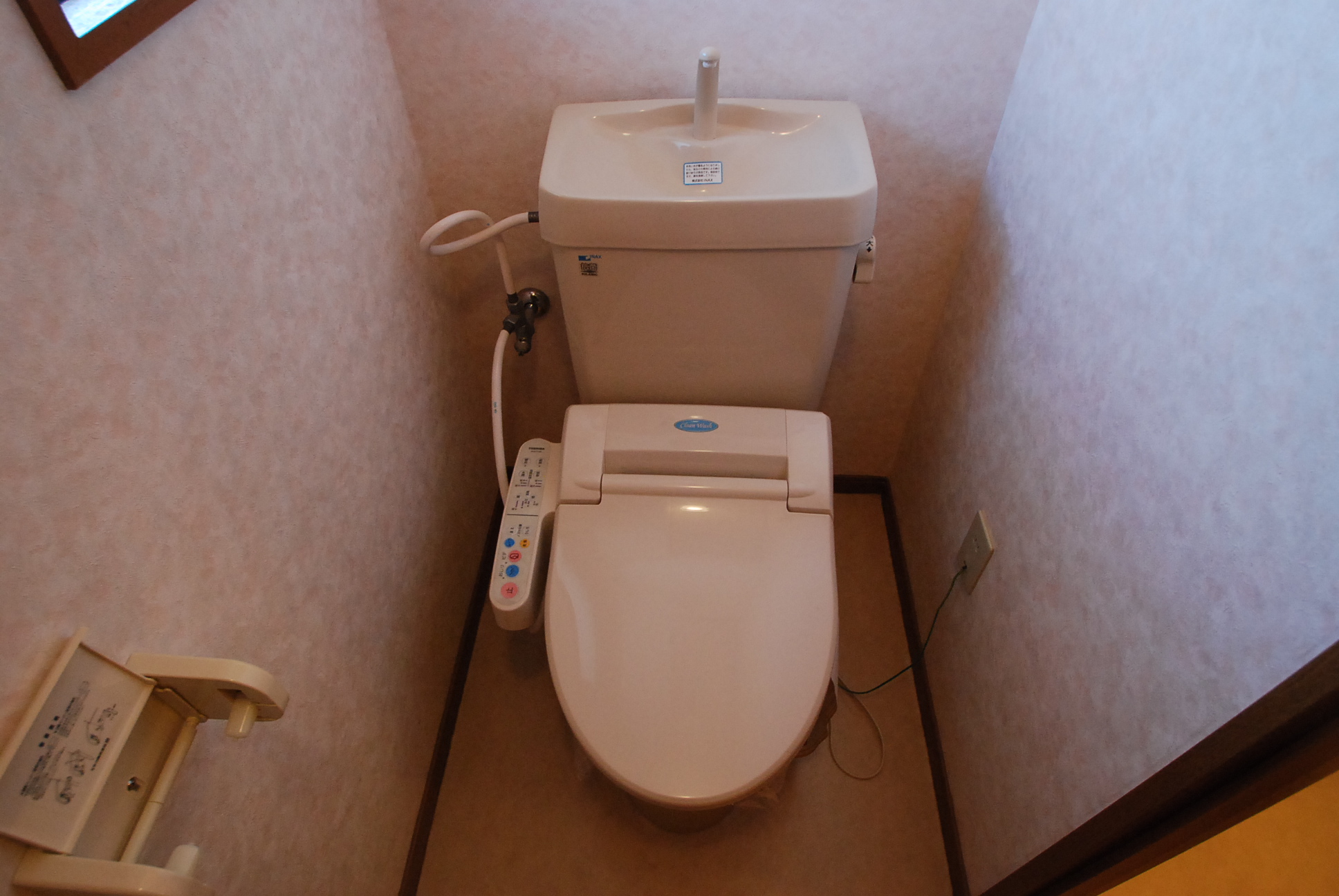 Toilet. Bidet