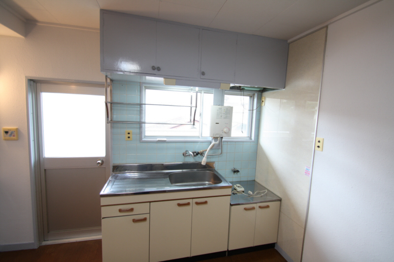 Kitchen. (image)
