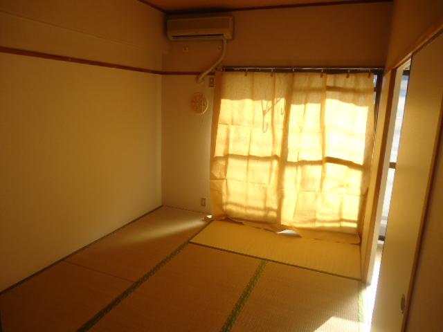 Other room space