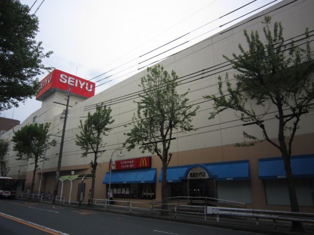 Shopping centre. Seiyu Takabari store up to (shopping center) 1100m