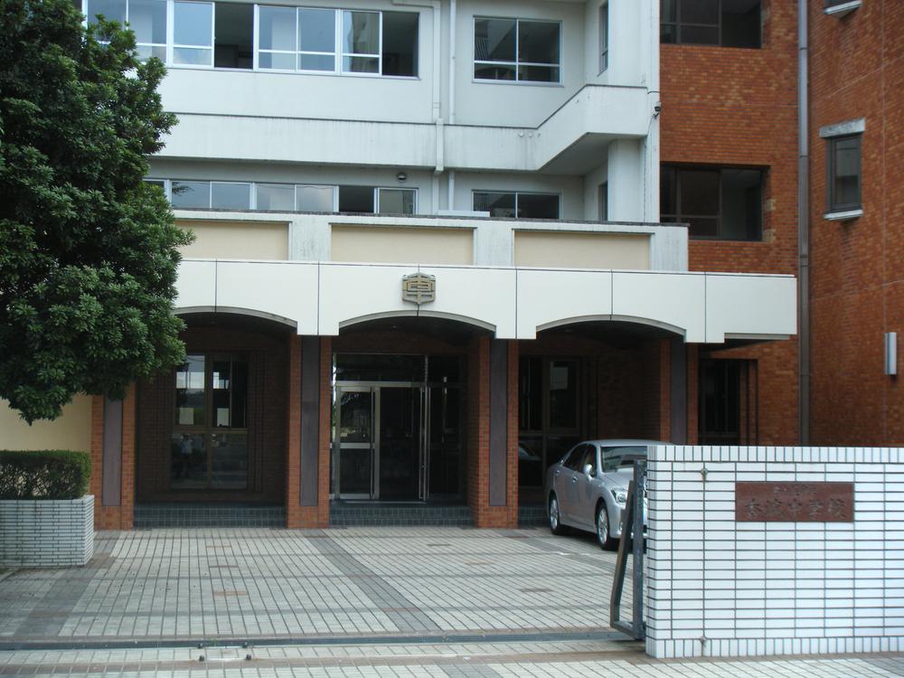 Junior high school. 1344m to Nagoya City Tatsuka flow junior high school