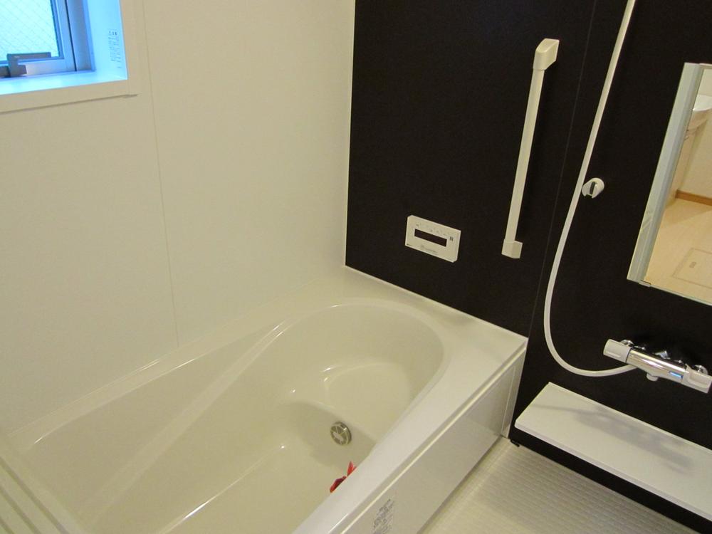 Bathroom. Building 3