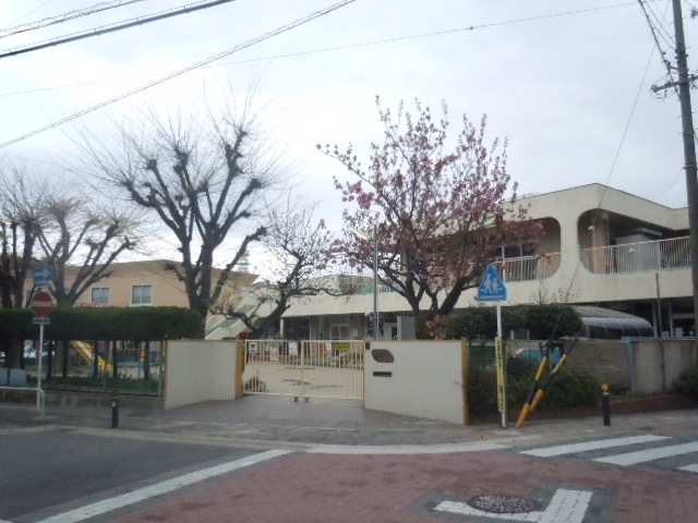 kindergarten ・ Nursery. Fujigaoka nursery school (kindergarten ・ 159m to the nursery)