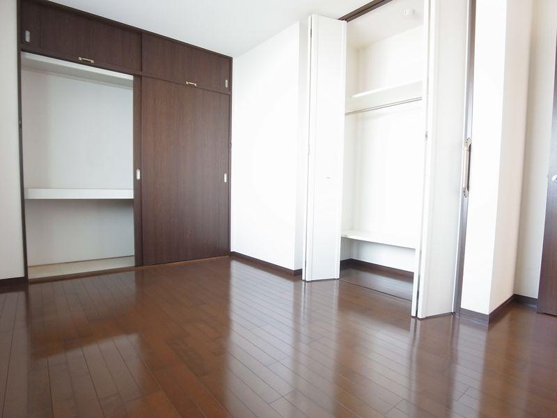 Non-living room. Indoor (11 May 2013) Shooting