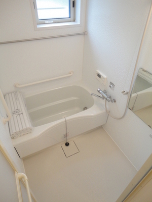 Bath. Bathroom (1.2m × 1.6m type)