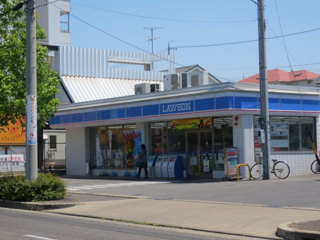 Convenience store. 190m until Lawson (convenience store)