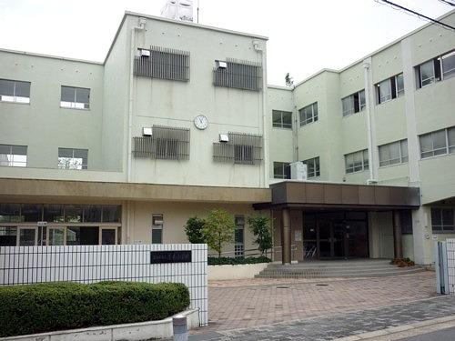 Primary school. 480m to Nagoya City Tatsuyomogi come Elementary School