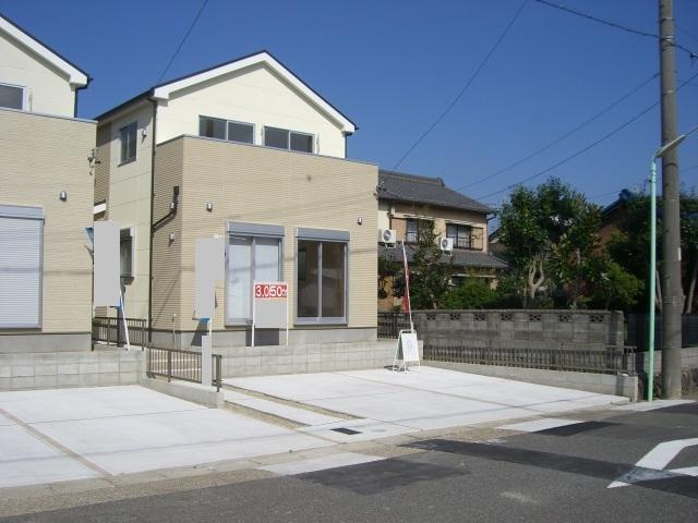 Local photos, including front road