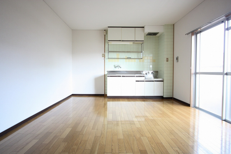 Living and room. Spacious LDK. 