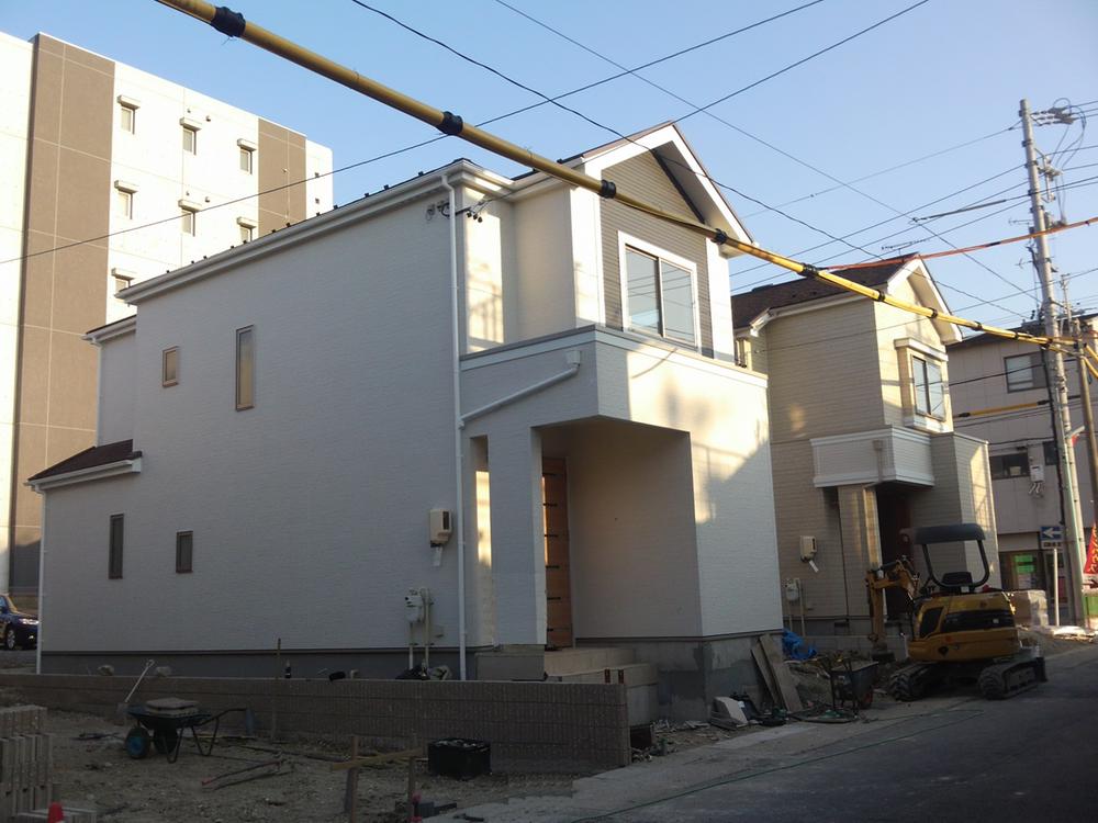 Local appearance photo. Building D ・ Building E