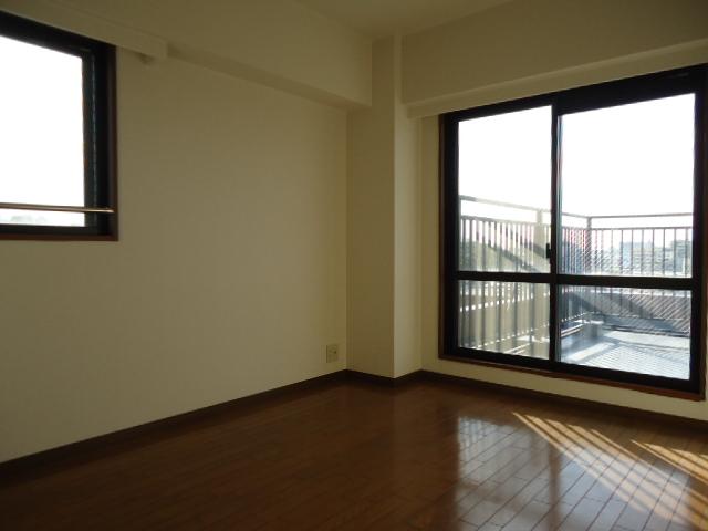 Non-living room. About 6.4 Pledge Western-style (July 2013) Shooting