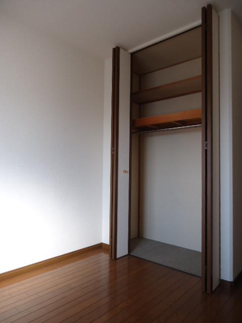 Non-living room. About 4.5 Pledge Western-style (July 2013) Shooting