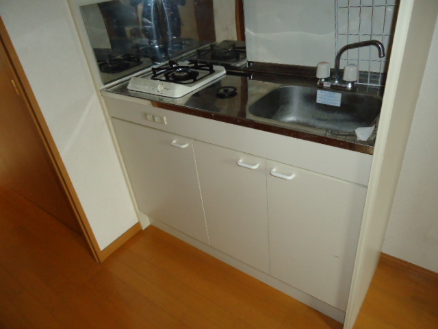 Kitchen. With gas stove