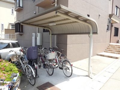 Other common areas. Bicycle-parking space