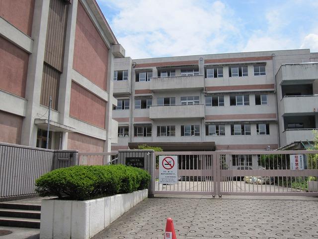 Primary school. 1543m to Nagoya Municipal Maeyama Elementary School