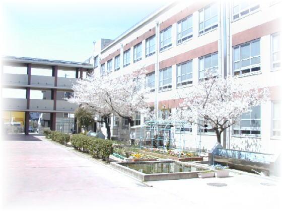 Primary school. 310m to Nagoya City Tatsuka flow Elementary School