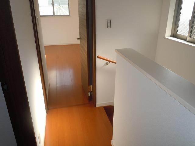 Other introspection. Good spacious second floor hall of the flow line to each room!