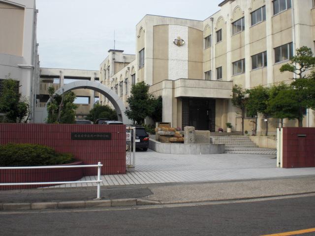 Primary school. Nagoya Tatsukita 948m to one company elementary school