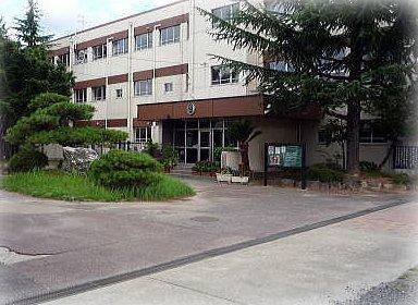 Junior high school. 593m to Nagoya Municipal Ithaca junior high school
