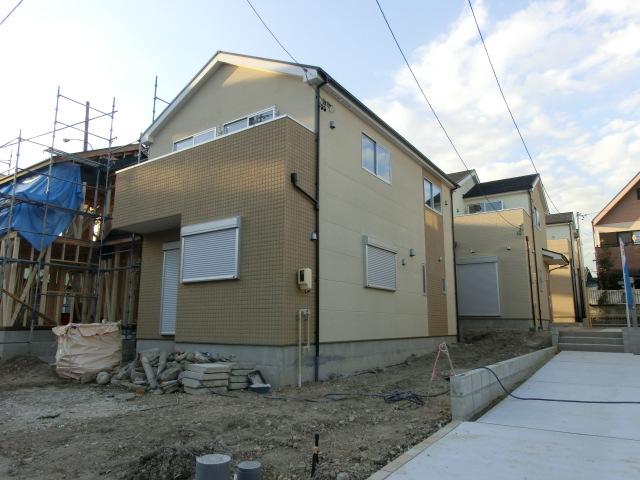 Local appearance photo. Local (10 May 2013) Shooting Building 2