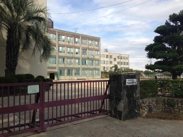 Walk about 26 minutes to Narumi eastern elementary school (about 2080m)