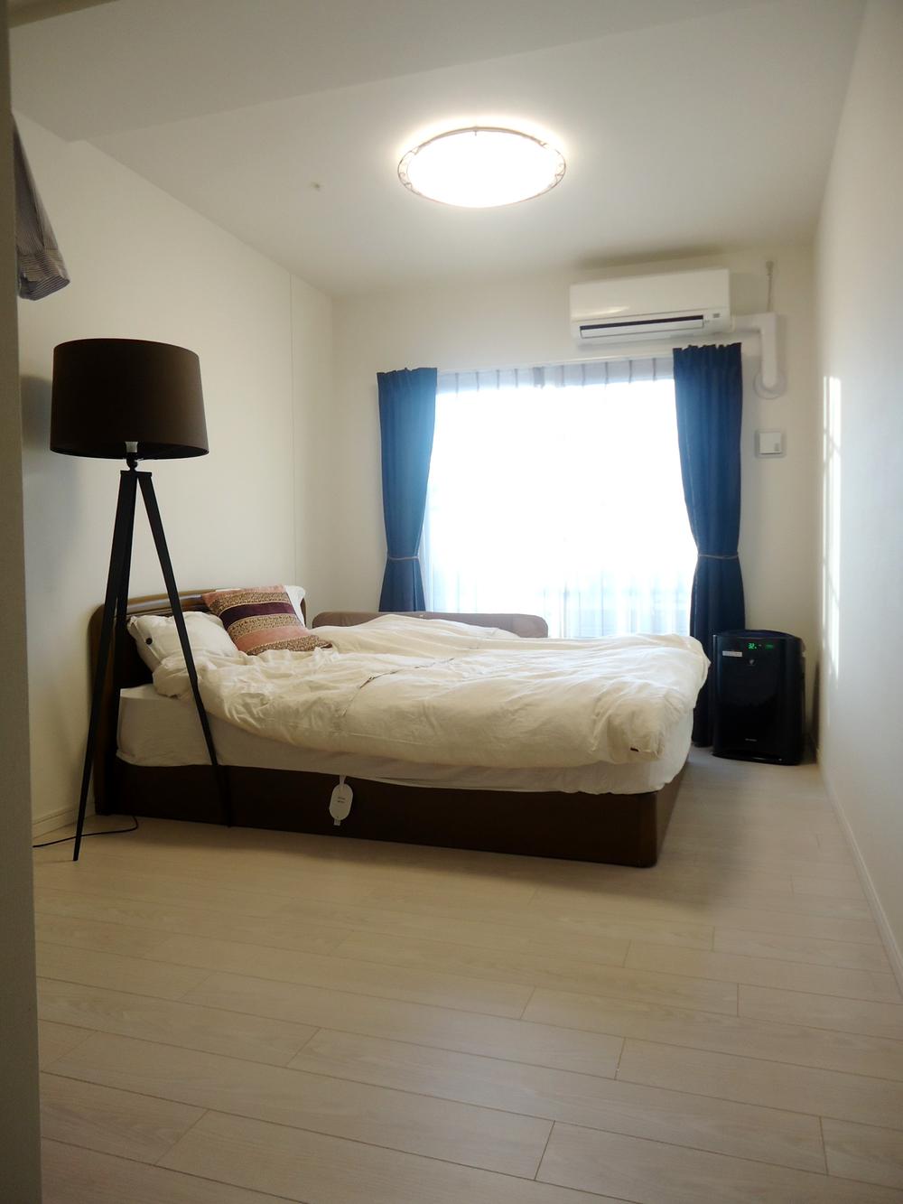 Non-living room. Indoor (10 May 2013) Shooting