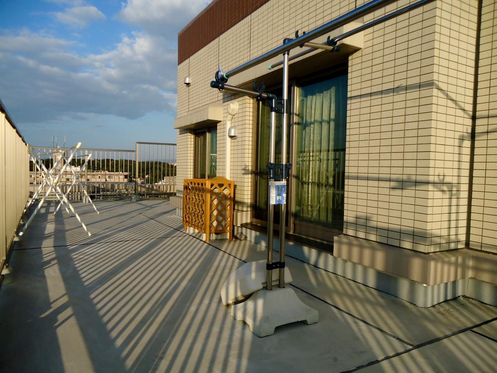 Balcony. Local (10 May 2013) Shooting