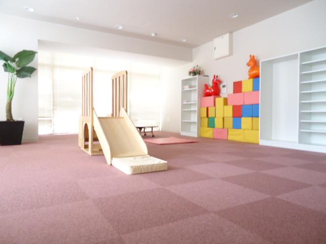 Other common areas. Local (10 May 2013) Shooting