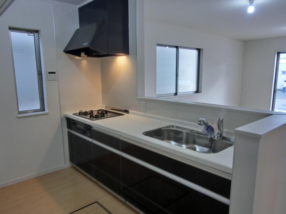 Same specifications photo (kitchen). Same specifications It might differ from the actual.