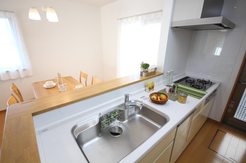 Kitchen. Which building is also face-to-face is the kitchen. It should further breadth always fun housework because open and bright was also sufficient. It is to make the rice in the whole family not just Mom rest of the day? !