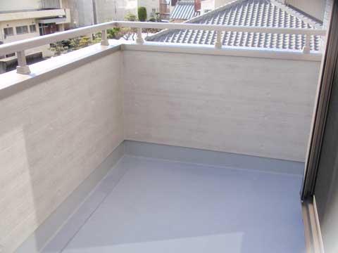 Balcony. Second floor balcony