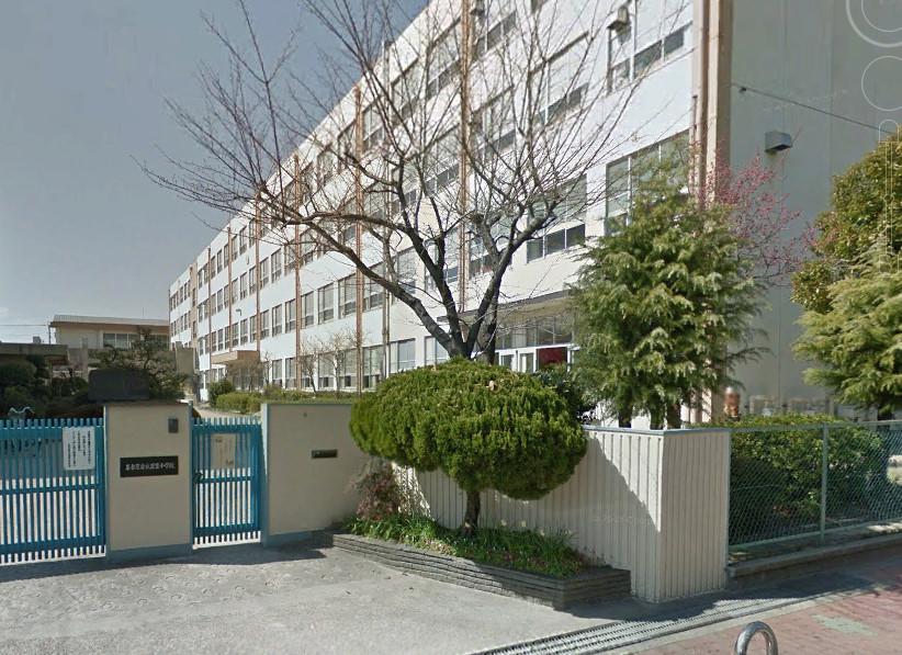 Primary school. 310m to Nagoya Municipal Urazato Elementary School