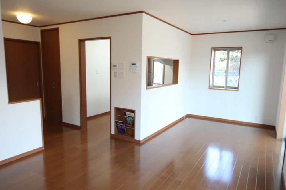 Living. 1 Building Living The floor heating as standard equipment, Warm even in winter