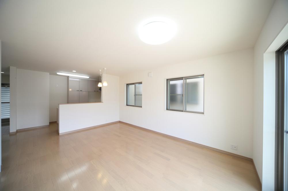 Living. Spacious living room is also also impetus conversation gathered good nature and family day.