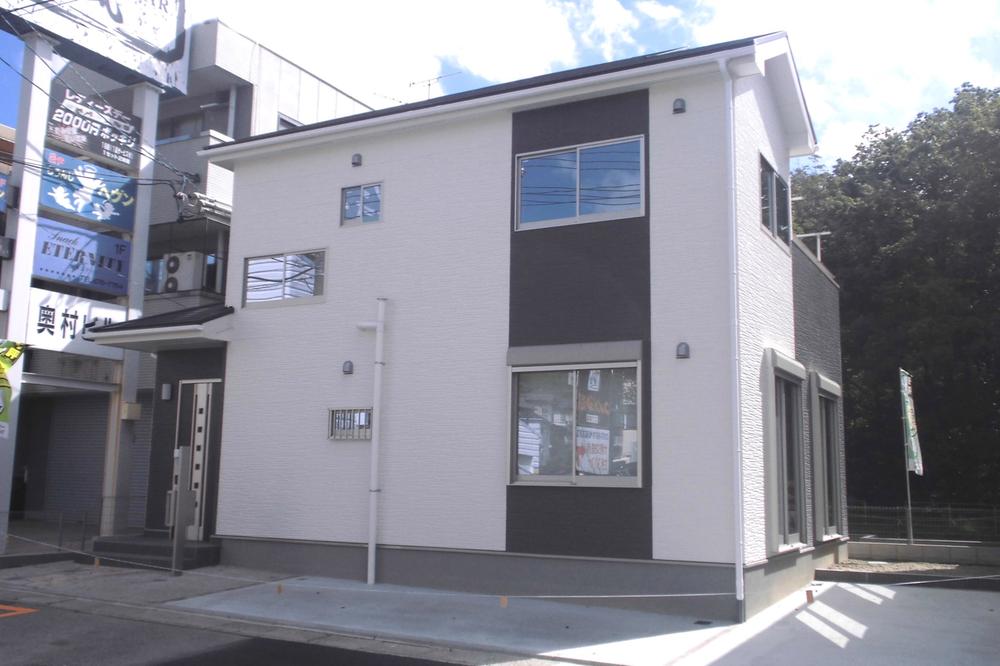 Local appearance photo. 1 Building (2013 October shooting)