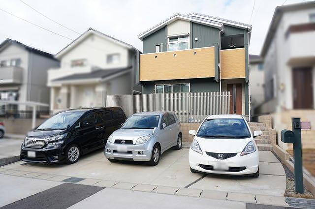 Local photos, including front road. Parking spaces parallel on three possible (by car)